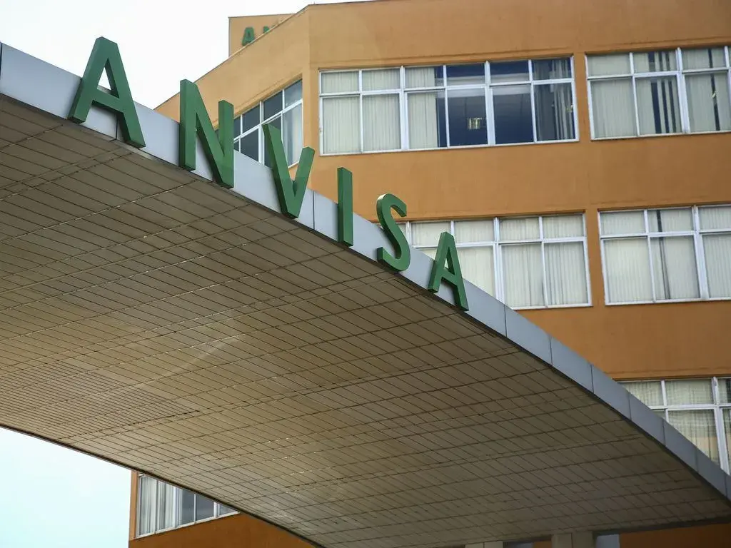Anvisa suspende whey, cúrcuma, chá verde e creatina; veja lista