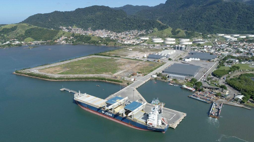 Dragagem no Porto de São Sebastião avança 40% e deve ser concluída em outubro