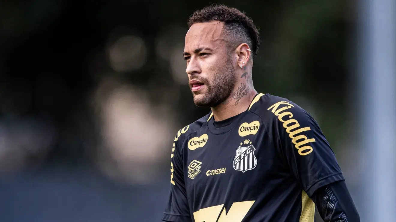 Empresa de Neymar vai processar jornalista que noticiou supostos vícios