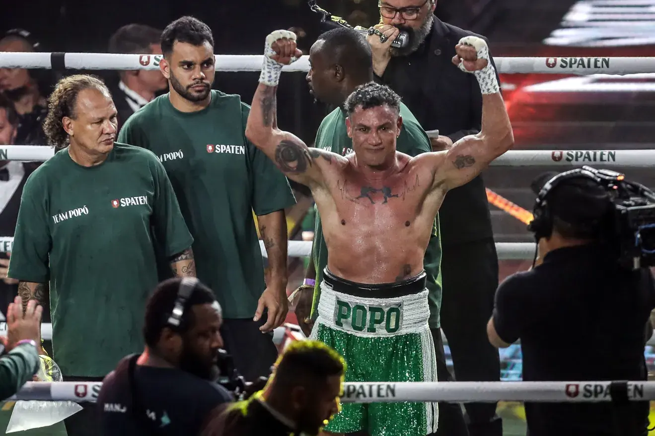 Popó vai passar por cirurgia após confusão em luta com Wanderlei Silva