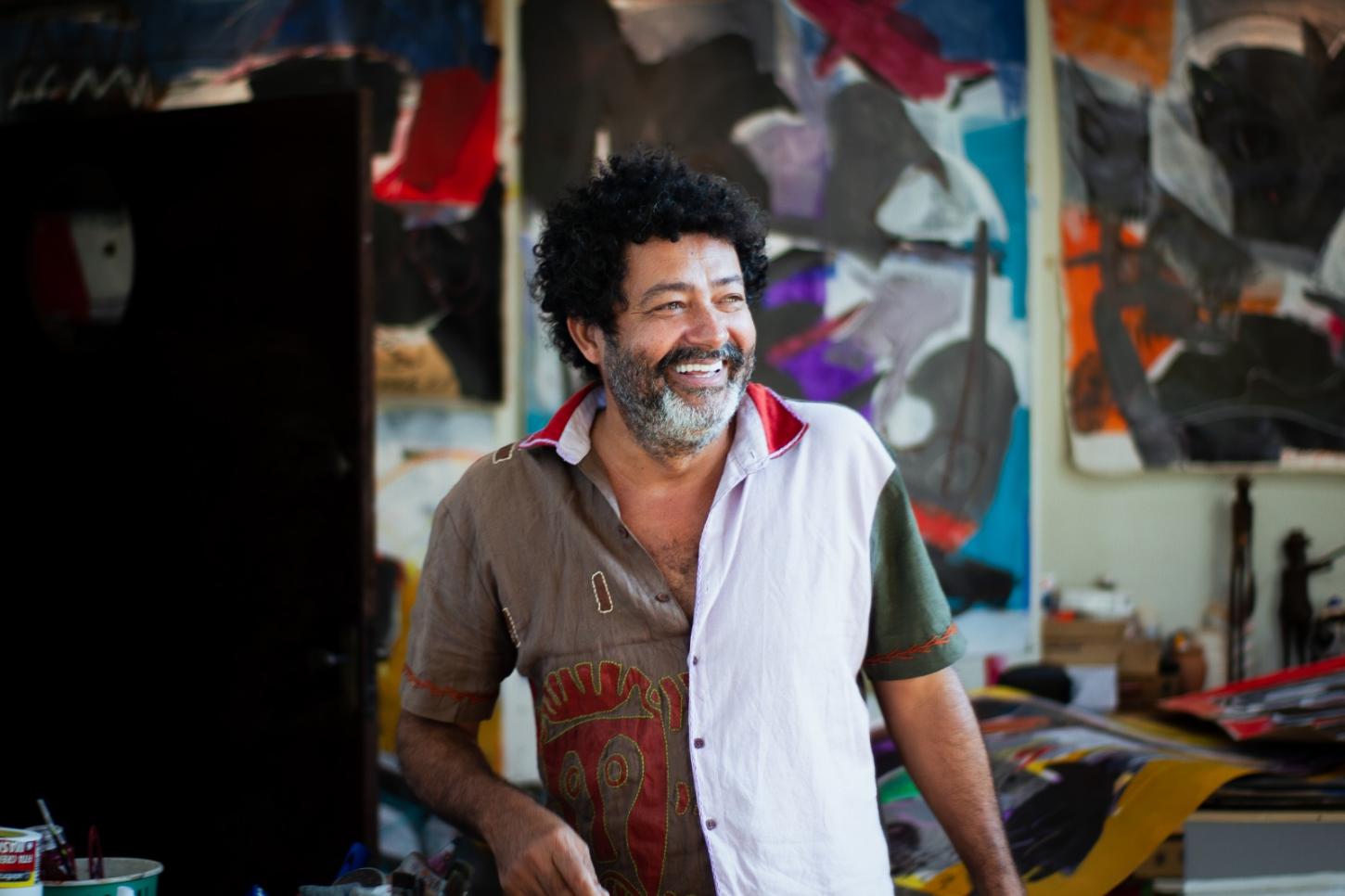 Mostra  “Caos In Itinere” marca a estreia do artista plástico Gerson Fogaça na Argentina 