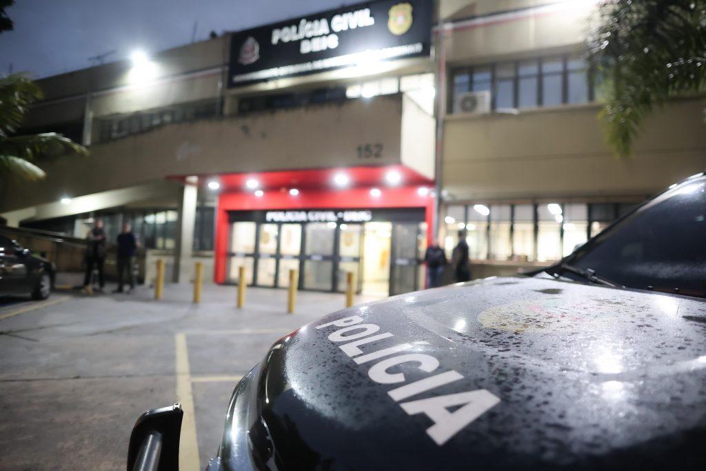 Polícia de SP mobiliza operação com 150 agentes em oito cidades para combater adulteração de bebidas