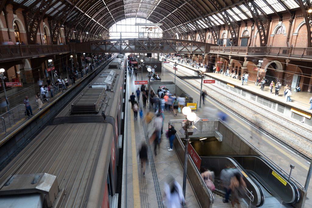 Estação da Luz da CPTM recebe programação especial de férias para crianças e familiares