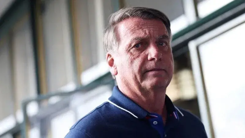 Correios: Cartas endereçadas a Bolsonaro estão sendo recusadas na Papudinha
