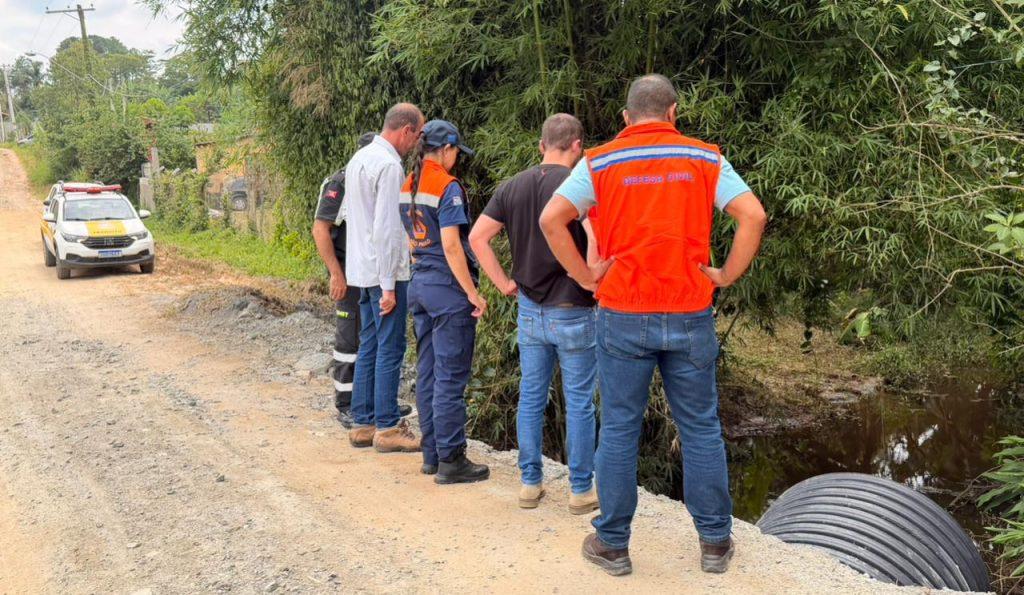 Defesa Civil do Estado realiza vistoria em áreas afetadas pela chuva em Santa Isabel