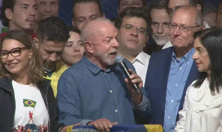 Lula 4 colocará reforma tributária em vigor; empresariado começa cobrança