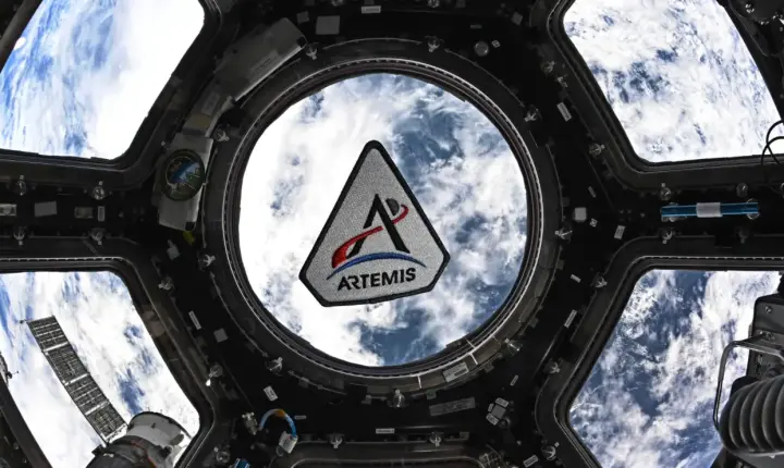 Artemis II chega hoje à Lua; saiba como assistir
